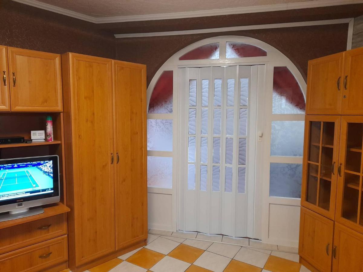 Gyoengyvirag Apartment Romhány 외부 사진